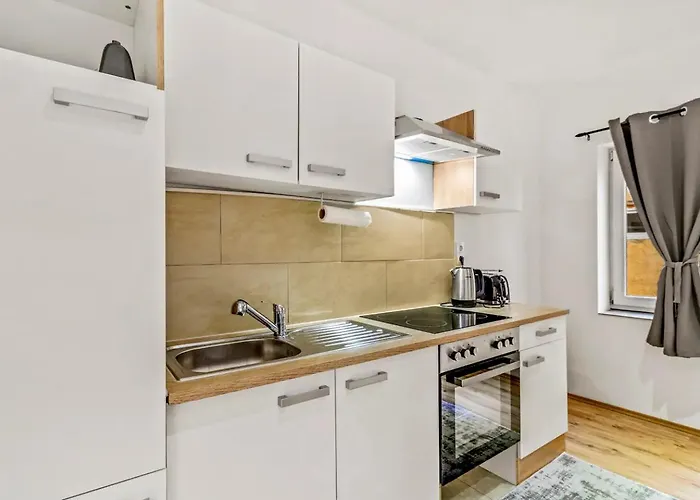 Modernes 35qm Nahe Flughafen & Zentrum Διαμέρισμα *